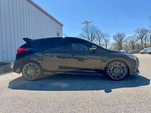 Used 2017 Ford Focus RS image 7