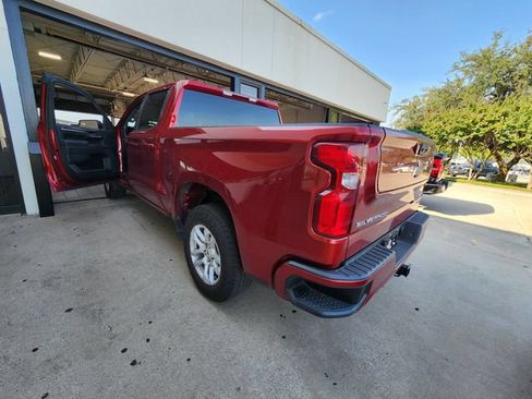 Used 2024 Chevrolet Silverado 1500 RST w/ Z71 Off-Road Package AWD/4WD image 6