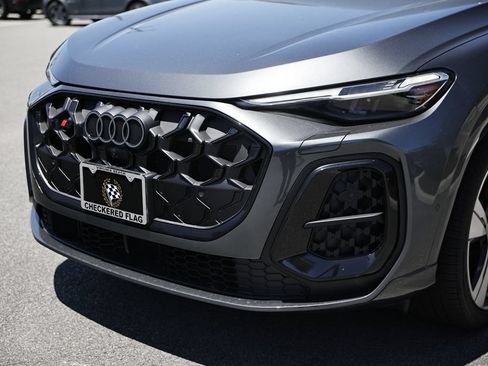 New 2026 Audi SQ5 Premium Plus AWD/4WD image 12