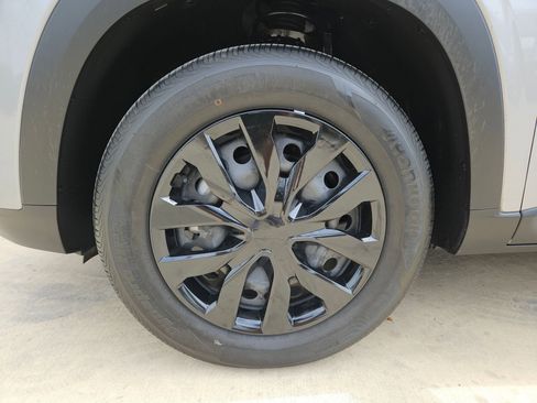 Certified 2024 Chevrolet Trax LS image 31