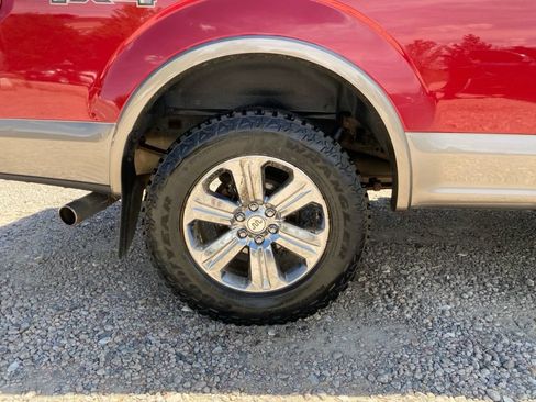 Used 2018 Ford F150 King Ranch w/ Equipment Group 601A Luxury AWD/4WD image 11