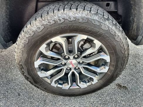 Used 2026 GMC Canyon Denali AWD/4WD image 19