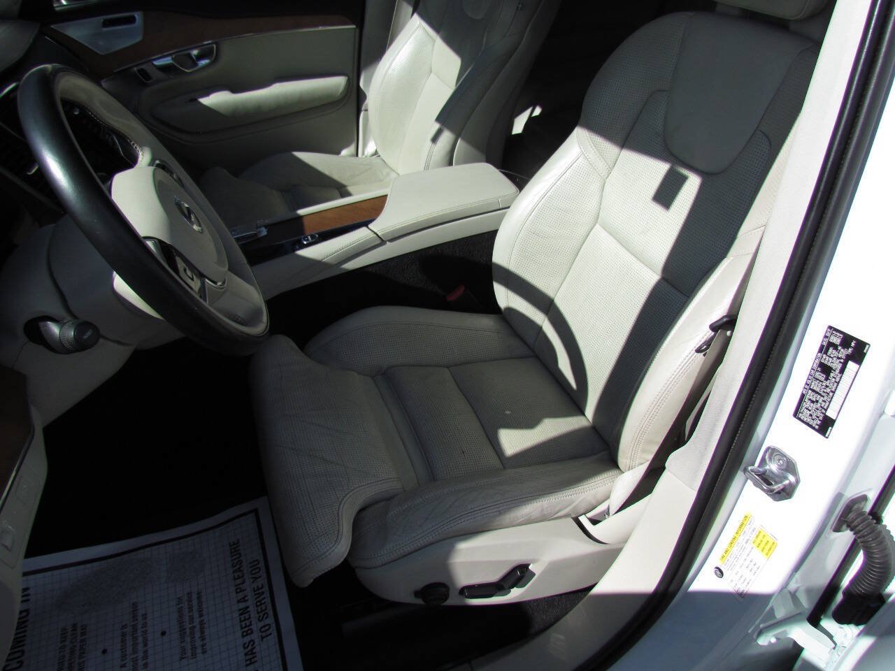 Used 2017 Volvo XC90 T6 Inscription w/ Vision Package AWD/4WD image 10