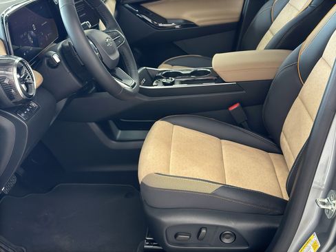 New 2026 Chevrolet Equinox ACTIV AWD/4WD image 10