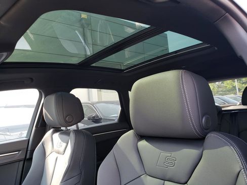 New 2025 Audi Q3 2.0T Premium image 7