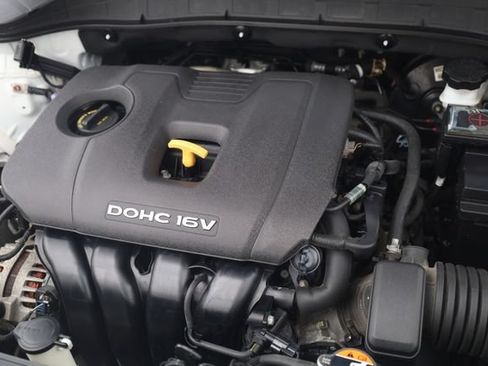 Used 2021 Hyundai Kona SEL FWD image 8