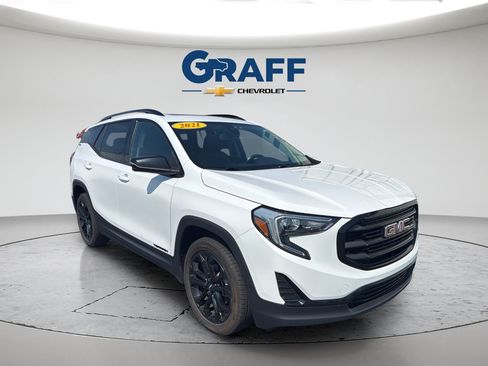 Used 2021 GMC Terrain SLE w/ Driver Convenience Package FWD image 11