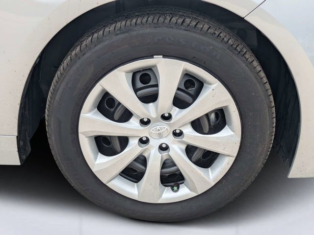 Used 2025 Toyota Corolla LE w/ Convenience Package FWD image 12