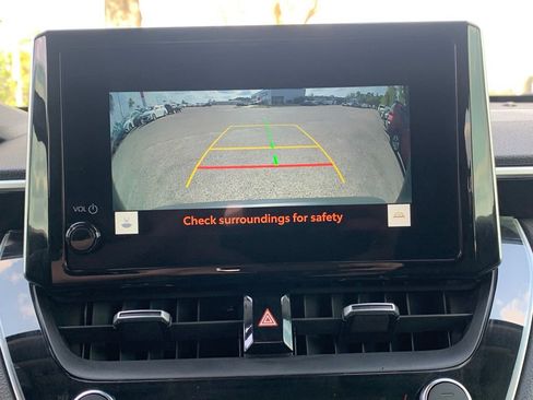 Used 2023 Toyota Corolla Cross XLE w/ Convenience Package image 25