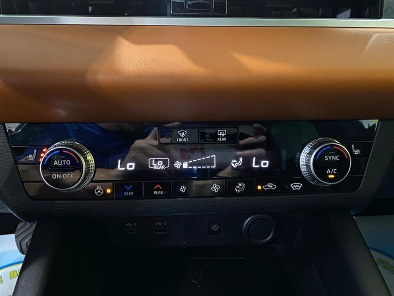 Used 2022 Mitsubishi Outlander SEL AWD/4WD image 13