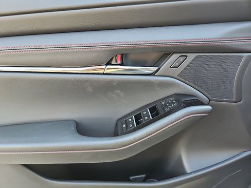 New 2026 MAZDA MAZDA3 Carbon image 10