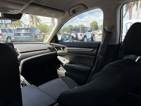 Certified 2020 Honda Accord LX image 11