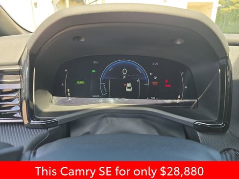Used 2025 Toyota Camry SE w/ Convenience Package FWD image 24