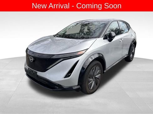 Used 2024 Nissan Ariya AWD image 2