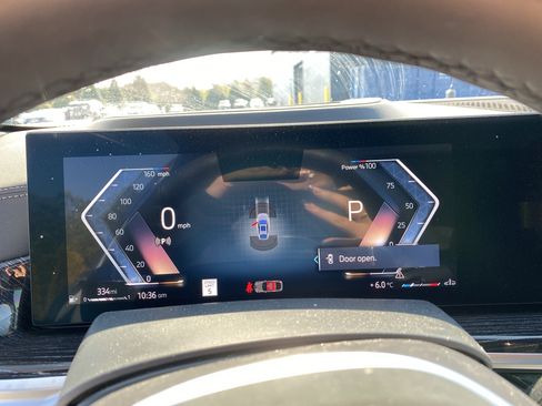 Used 2026 BMW X6 xDrive40i w/ Climate Comfort Package image 51