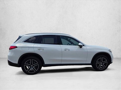 Certified 2026 Mercedes-Benz GLC 300 image 4