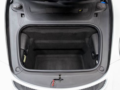 Used 2018 Porsche 911 GT3 RWD image 42