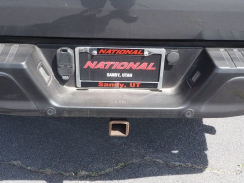 Used 2019 Ford F150 Platinum w/ Equipment Group 701A Luxury image 18