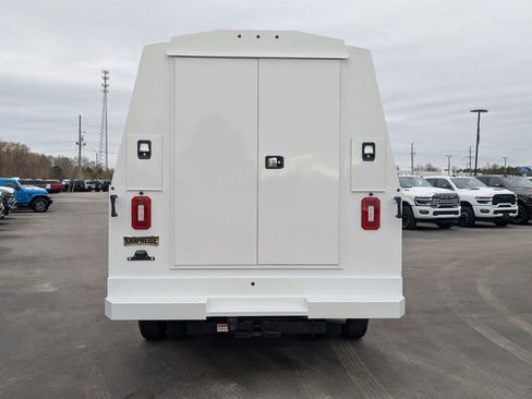 New 2026 RAM 3500 Tradesman w/ Chrome Appearance Group image 6