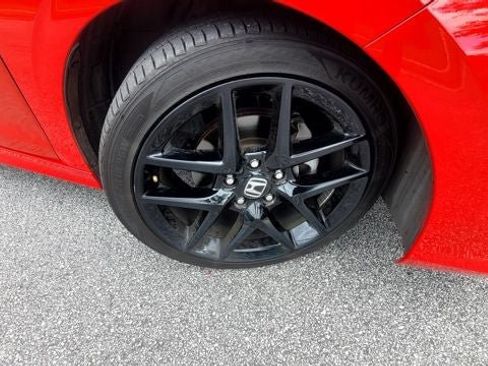 Used 2024 Honda Civic Sport image 4