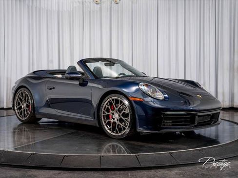 Used 2021 Porsche 911 Carrera 4S AWD/4WD image 19
