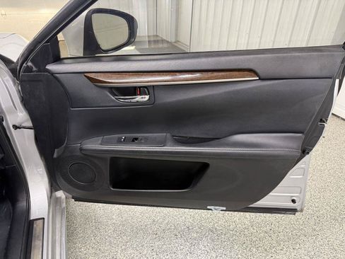 Used 2013 Lexus ES 350 w/ Luxury Pkg FWD image 33