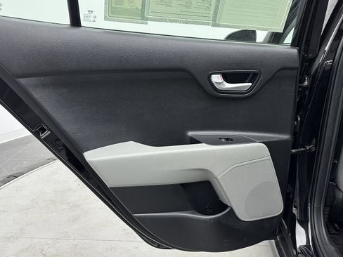 Used 2018 Kia Rio S image 26