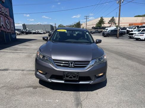 Used 2015 Honda Accord Sport image 5