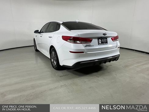 Used 2020 Kia Optima LX FWD image 8