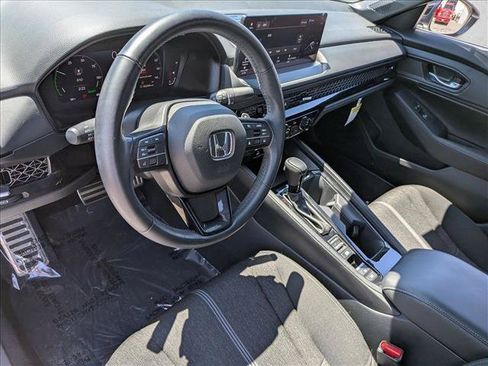 Used 2023 Honda Accord Sport image 10