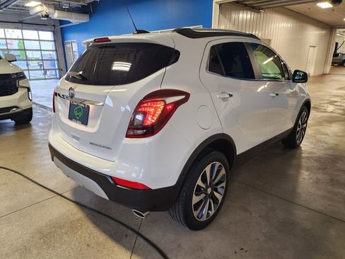 Used 2022 Buick Encore Preferred w/ Safety Package FWD image 4