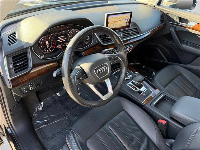 Used 2018 Audi Q5 2.0T Premium Plus w/ Premium Plus Package AWD/4WD image 10