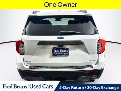 Used 2021 Ford Explorer XLT w/ Equipment Group 202A AWD/4WD image 8