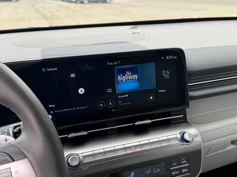 Used 2025 Hyundai Kona SEL AWD/4WD image 30
