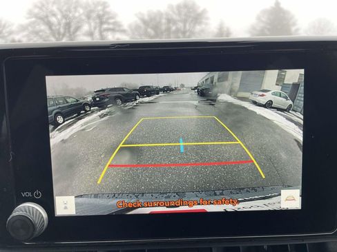 Used 2023 Toyota RAV4 SE image 29