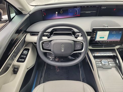 New 2026 Lincoln Nautilus Premier w/ Jet Appearance Package image 8