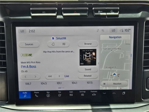 Used 2024 Ford F250 Lariat w/ Tremor Off-Road Package AWD/4WD image 13
