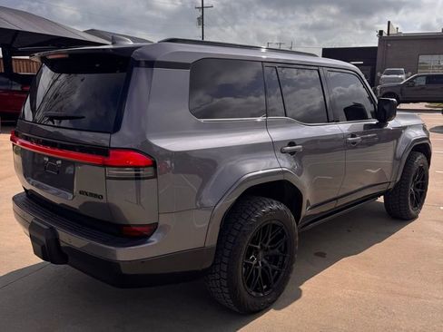 Used 2026 Lexus GX 550 w/ Accessory Package (2T) image 8