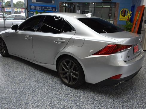 Used 2019 Lexus IS 300 F Sport AWD/4WD image 8