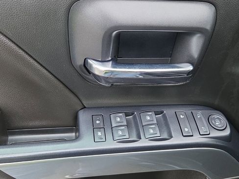 Used 2018 Chevrolet Silverado 1500 LT image 13