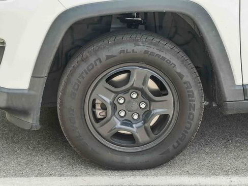 Used 2019 Jeep Compass Sport AWD/4WD image 12
