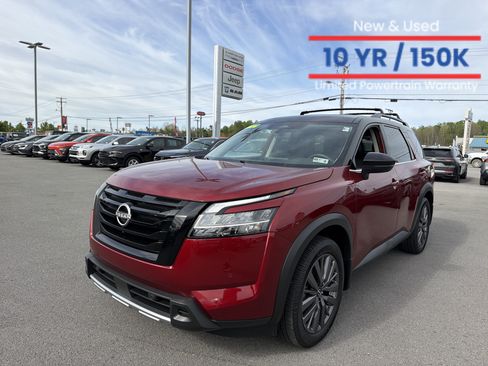 Used 2024 Nissan Pathfinder SL w/ SL Premium Package AWD/4WD image 1