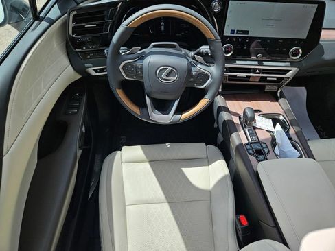 Used 2025 Lexus RX 350 AWD w/ Convenience Package image 13