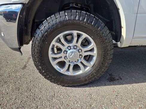 Used 2018 RAM 2500 Laramie w/ Cold Weather Group image 10