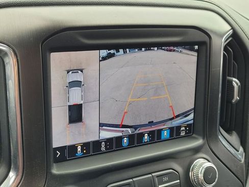 Used 2021 GMC Sierra 2500 AT4 w/ AT4 Premium Plus Package image 18