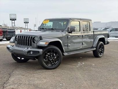 Used 2023 Jeep Gladiator Overland