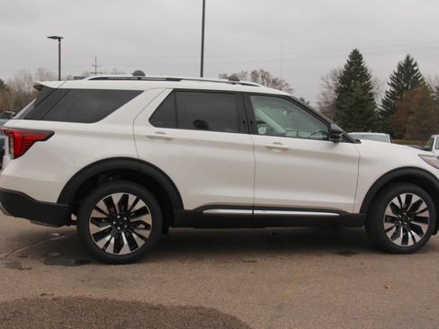 New 2026 Ford Explorer Platinum w/ LUX Leather Package AWD/4WD image 6