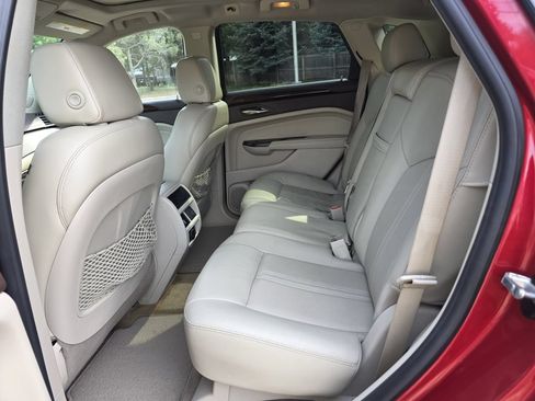Used 2016 Cadillac SRX Luxury w/ Driver Awareness Package AWD/4WD image 16