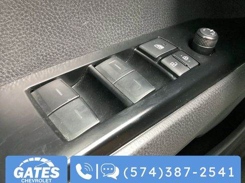 Used 2025 Toyota Camry SE image 23