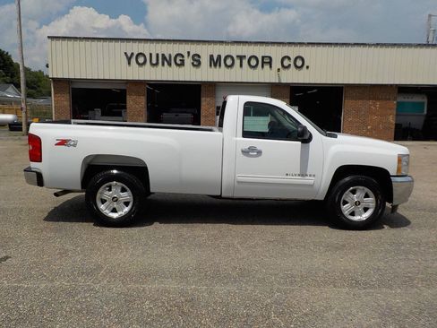Used 2013 Chevrolet Silverado 1500 LT w/ Interior Plus Package AWD/4WD image 7